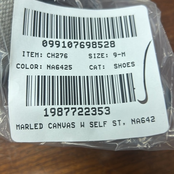 J Crew Teagan Mary Jane heels in Spanish canvas
CH276 - Picture 4 of 4